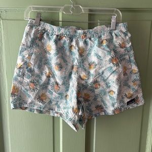 Patagonia Floral Women's Shorts - Light Blue and Yellow baggies 5”